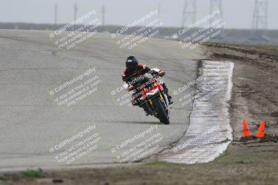 media/Nov-29-2025-TrackDaz (Sat) [[10ae2d9bce]]/A Group/Session 3 (Outside Grapevine)/